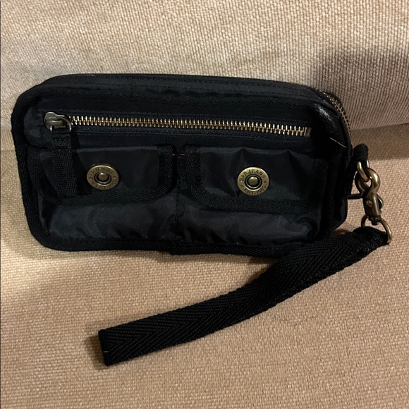 GAP Handbags - Gap Sleek Black Woman Wristlet